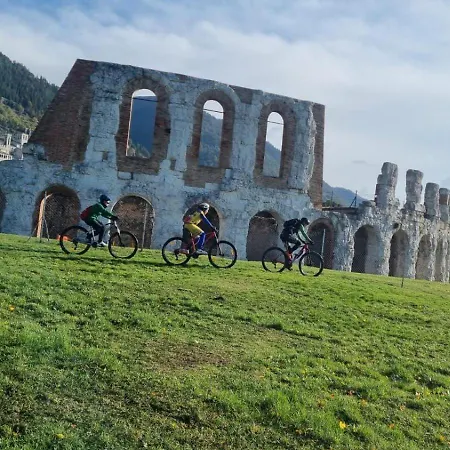 Porta Del Centro Tatil Evi Gubbio